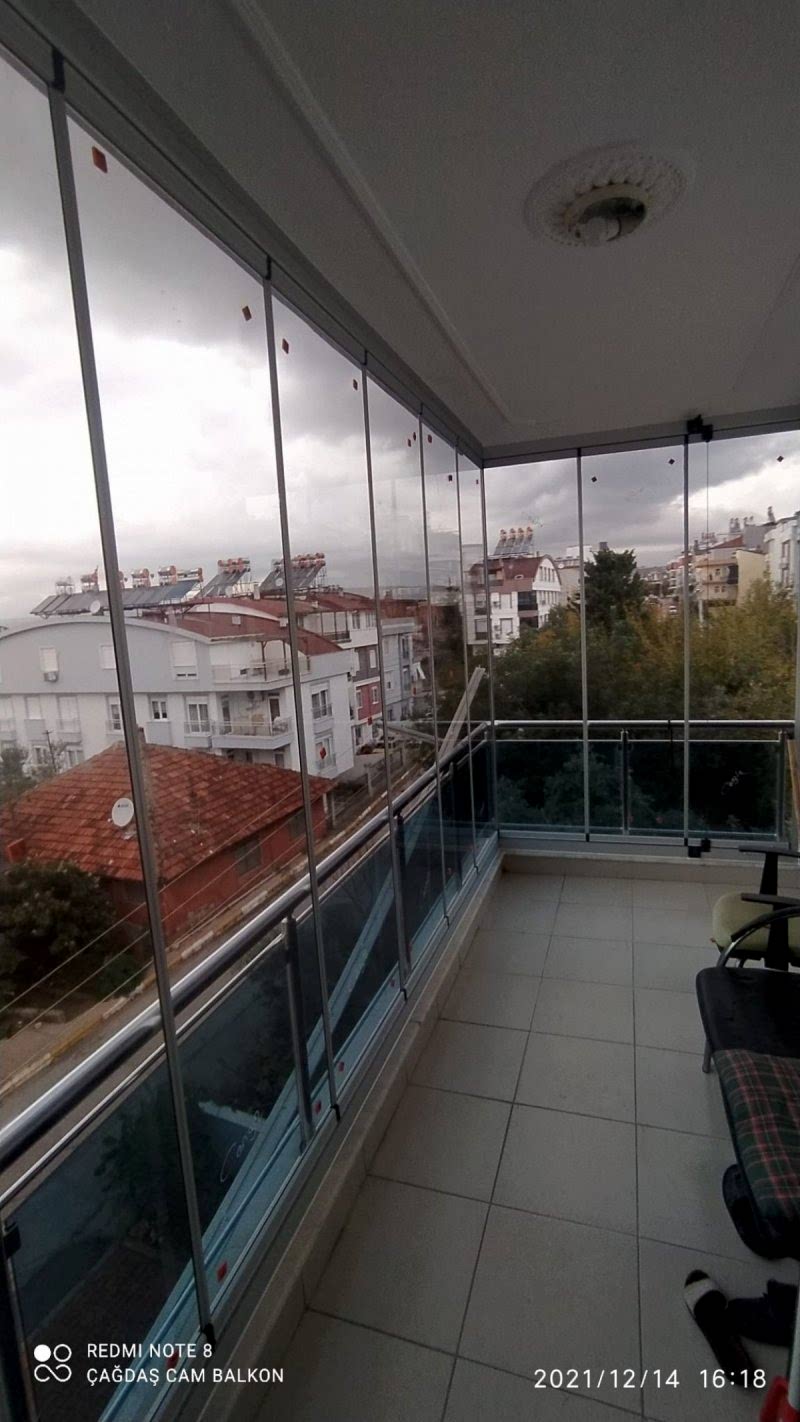Katlanır Cam Balkon