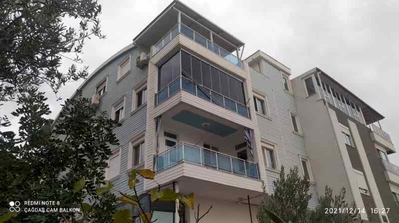 Katlanır Cam Balkon